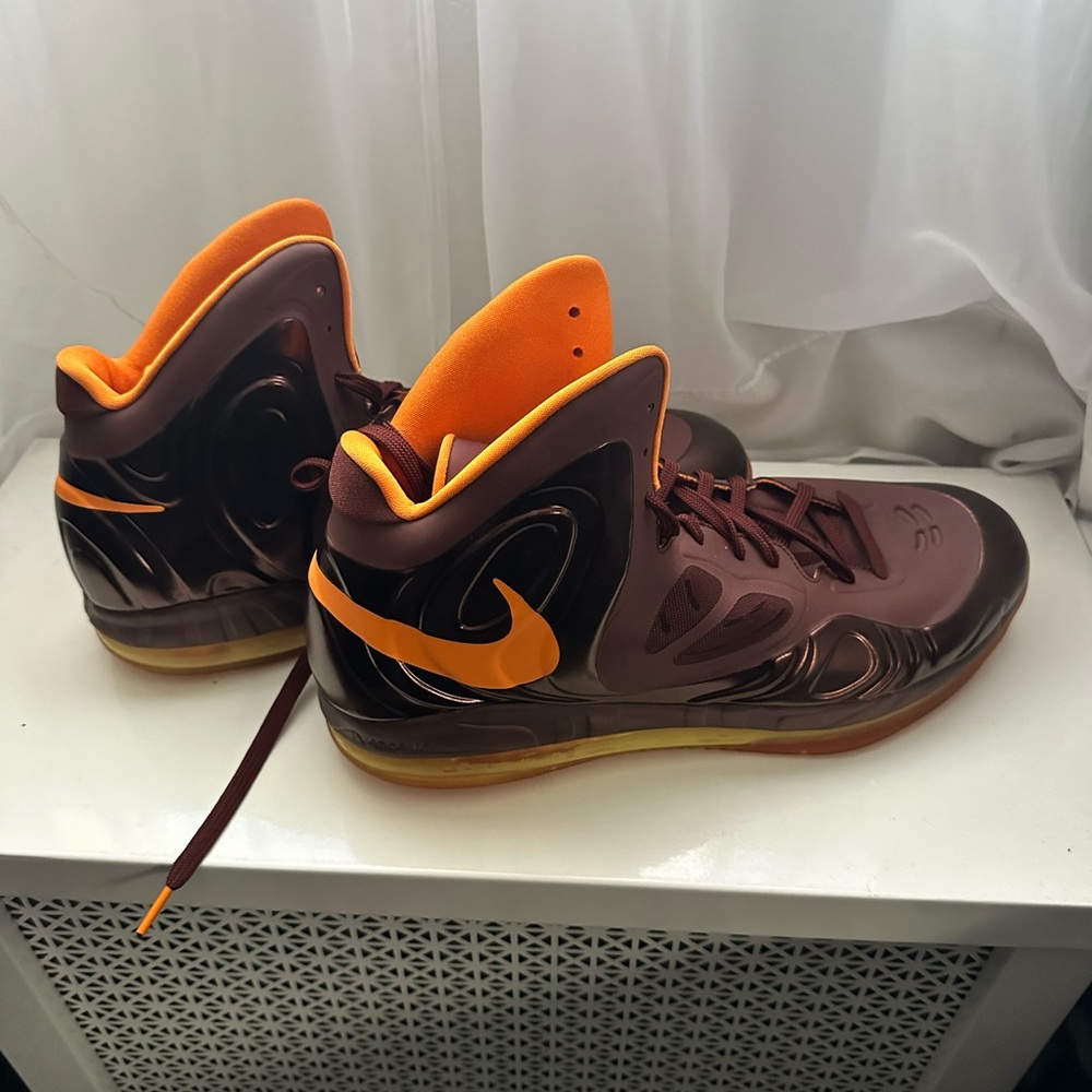 Nike Mens size 15